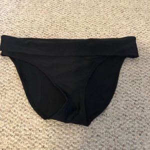 Black mid rise bikini bottom